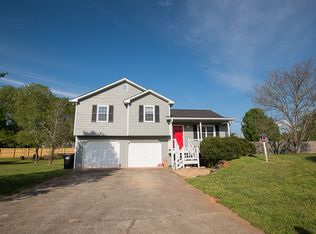 17 Saddle Ln NW, Cartersville, GA 30121