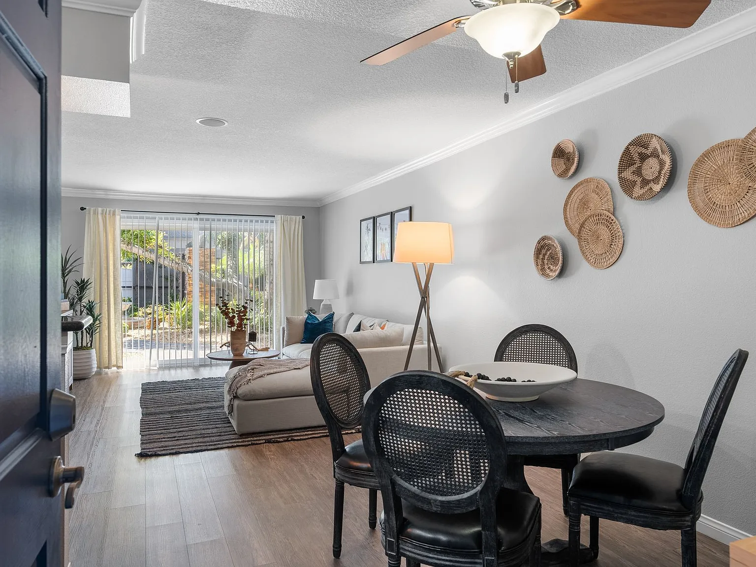 Beachwood Apartments — Photo 4