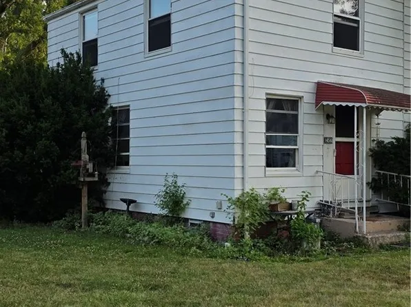 1456 E 250th St, Euclid, OH 44117