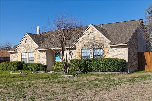 1st image of 7921 Aaron Cir