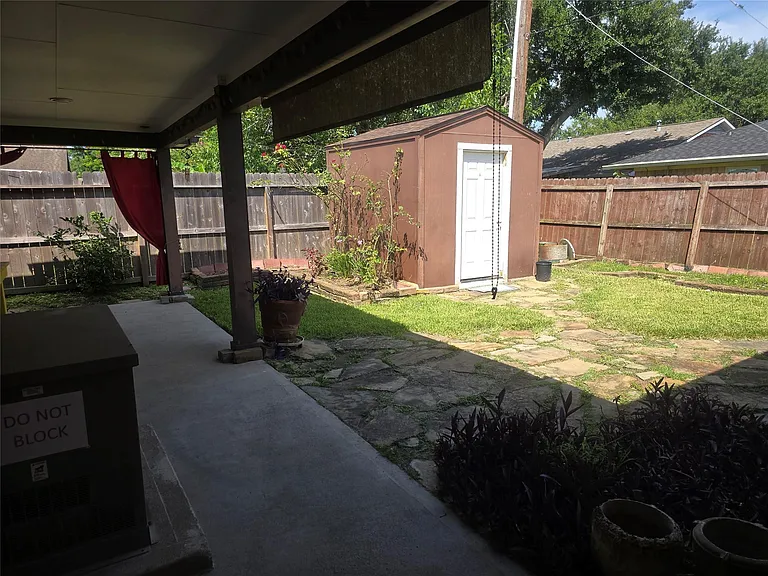 9802 Sagepike Dr — Photo 36