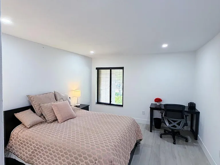 351 Club Cir #208 — Photo 10