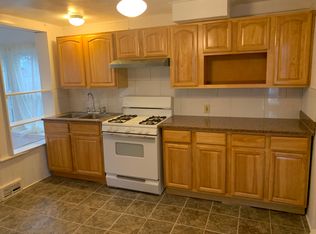 97 Myrtle St, Shelton, CT 06484