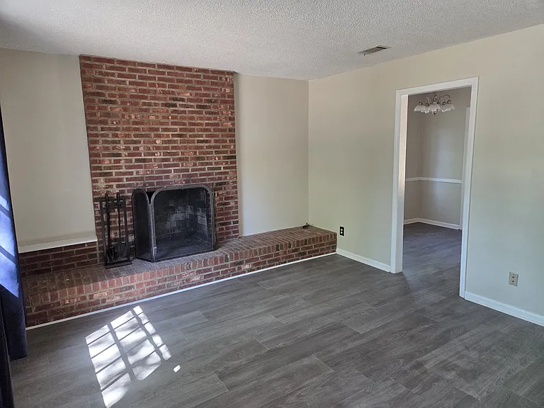 9901 Arbor Dale Ave — Photo 2