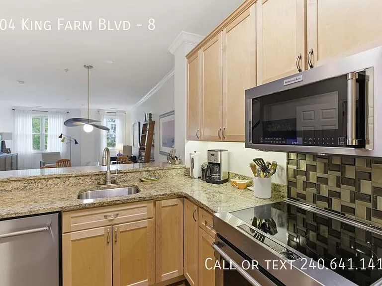 404 King Farm Blvd #8 — Photo 8