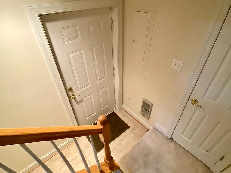 2621 Fairfax Dr — Photo 36