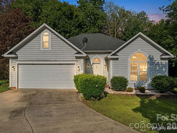 3rd image of 5538 Whispering Wind Ln