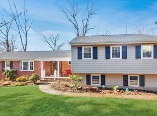 7 Skyline Dr, NORTH CALDWELL, NJ 07006