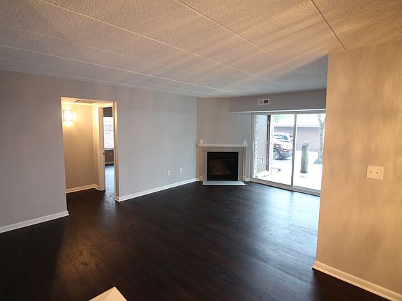 4th image of 73 Pier Dr APT 104
