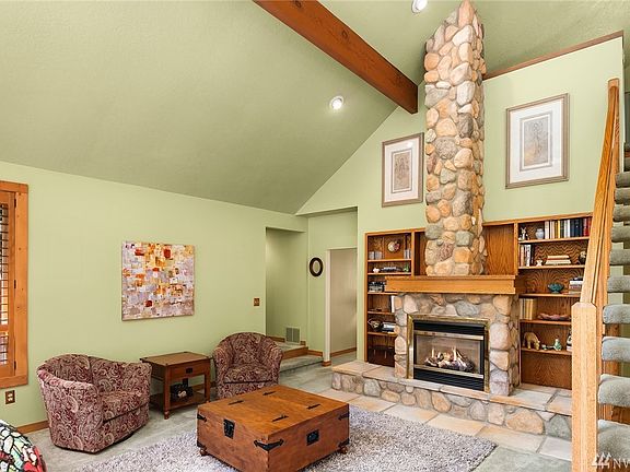 3rd image of 4905 277th Ave NE
