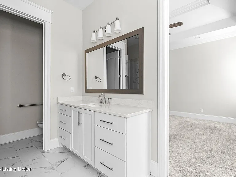 6204 Moonseed St — Photo 26