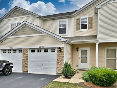 2224 Flagstone Ln #2224, Carpentersville, IL, 60110