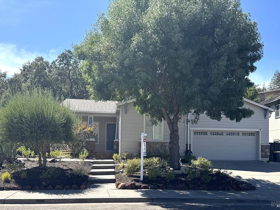 1st image of 107 St Michael Court