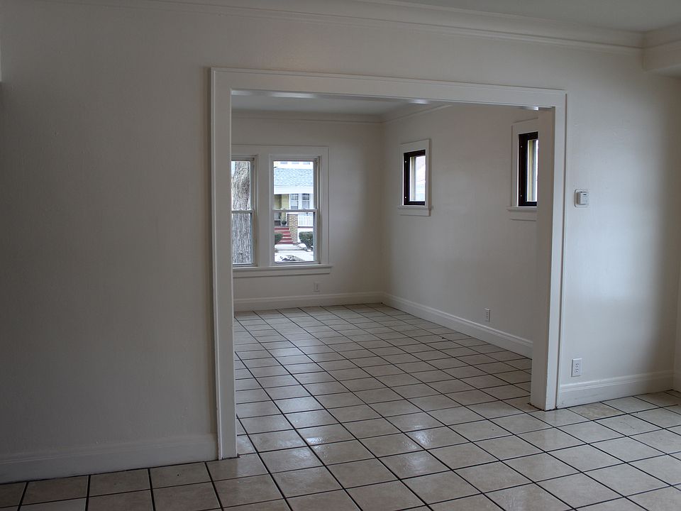 Living room.