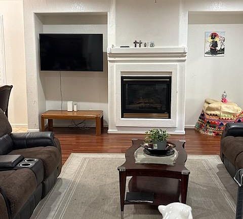 4th image of 9538 Marciano Way