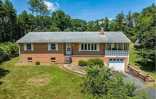 3546 Richmond Rd Photo 1