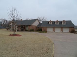 115 Pond Ridge Rd, Clinton, OK 73601