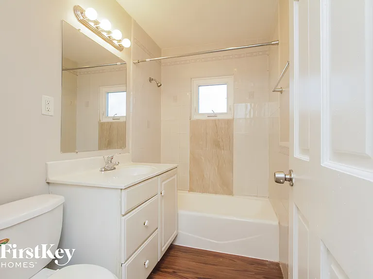 46 N Highview Ave — Photo 11