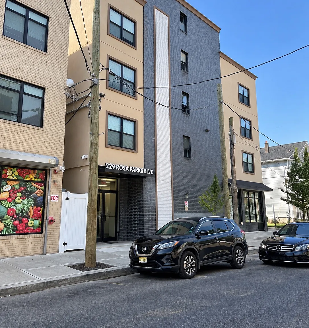 229 Rosa Parks Blvd — Photo 1