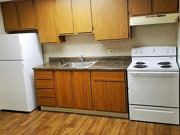 3rd image of 5096 Oakhurst Dr