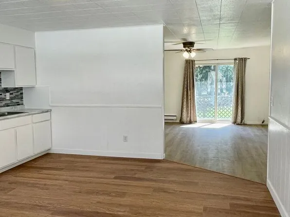 6322 Hagar Shore Rd W #2, Coloma, MI 49038