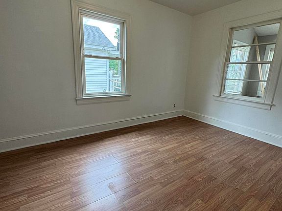 5th image of 1217 Fleming St