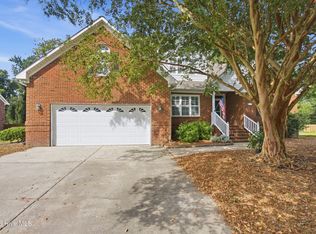 112 Barkside Lane, New Bern, NC 28562