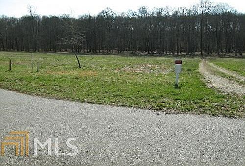 1st image of 200 Farm Hill Dr