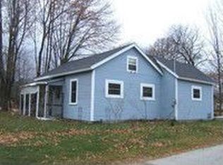 9 Hamlin Ave, Gorham, NH 03581