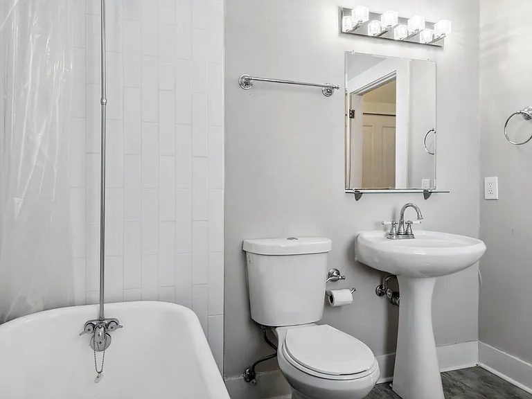 1312 Lincoln St — Photo 22