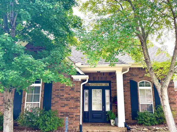 10239 Morning Hill Dr, Cordova, TN 38016