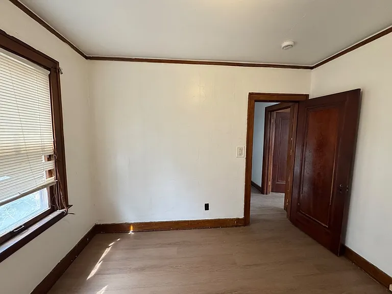 11125 Cloverlawn Ave — Photo 7