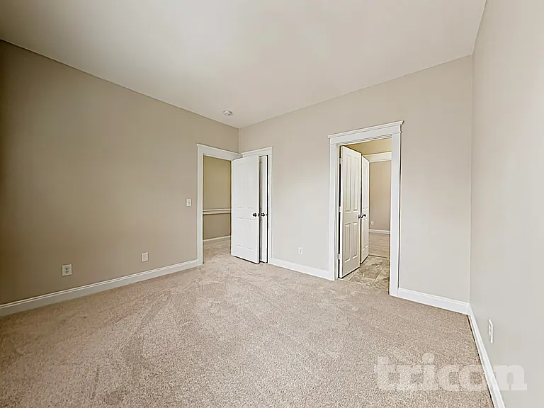 6723 Dunton St — Photo 14