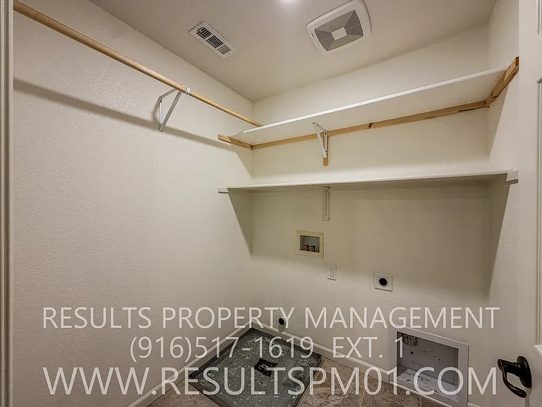 4329 Gentry Way — Photo 41