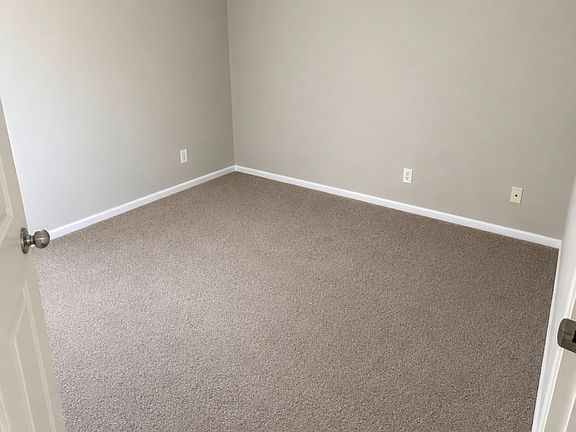 4th image of 1307 W Meadowview Rd #1