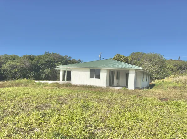 94-5858 Kanaloa Pl, Naalehu, HI 96772