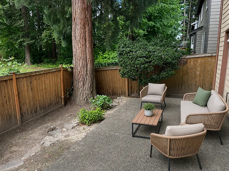 4003 NE 9th Pl — Photo 12