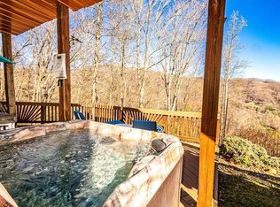 515 Meadow Rd, Bryson City, NC 28713