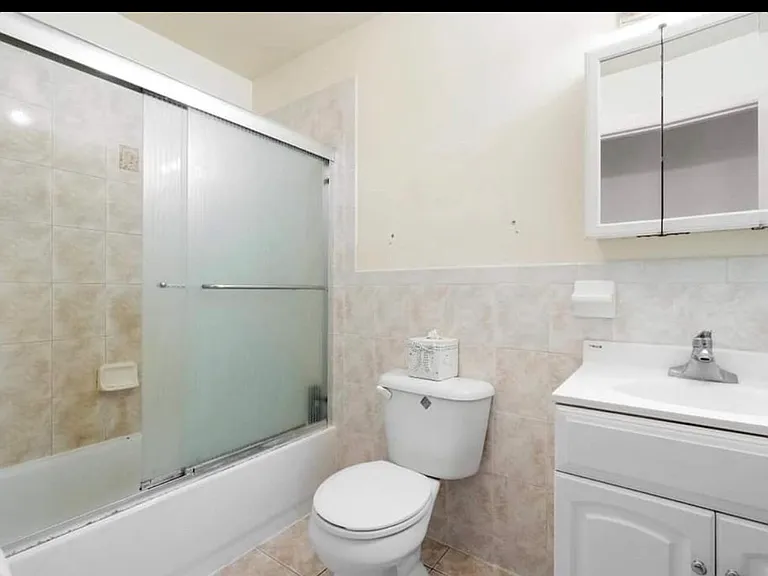 152 Virginia Ave — Photo 8