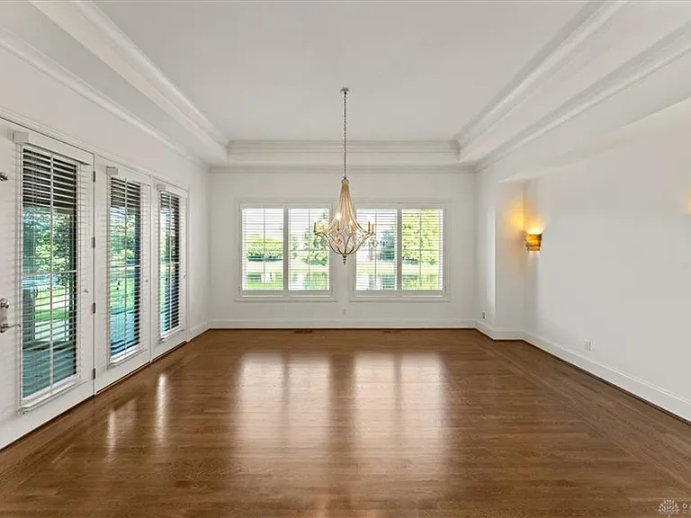 5369 N Shore Pl — Photo 15