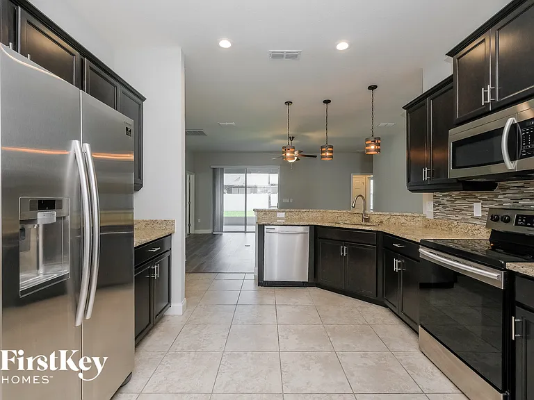 5812 Valentino Way — Photo 5