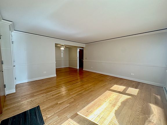 4th image of 4932 N Leonard Dr Unit 1B