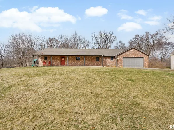 10021 W Sapphire Dr, Mapleton, IL 61547