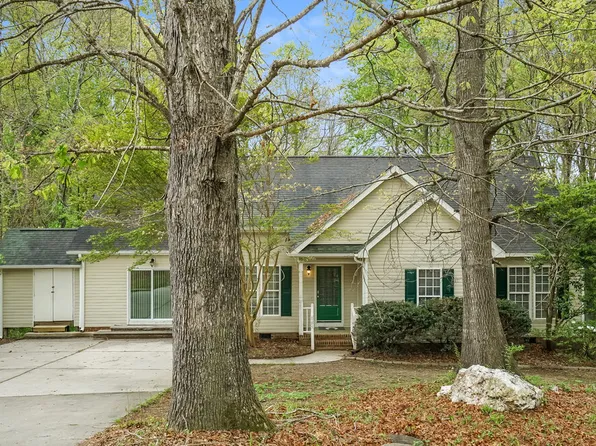 185 Jared Dr, Fuquay Varina, NC 27526