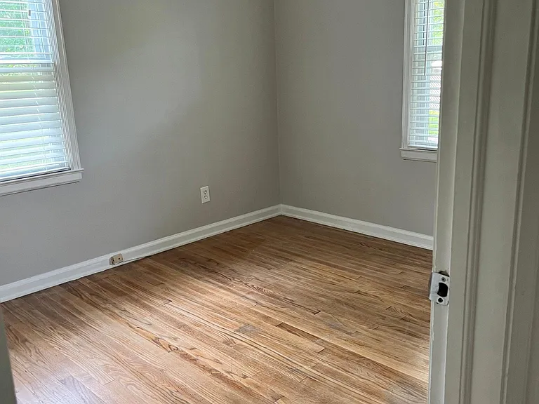 5220 Sycamore Dr — Photo 10