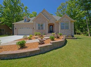 110 Mountain View Dr, Fairfield Glade, TN 38558