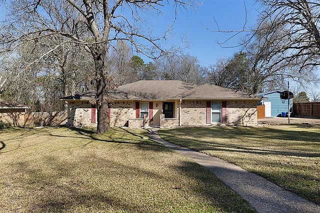 1st image of 14820 Willowwood Dr
