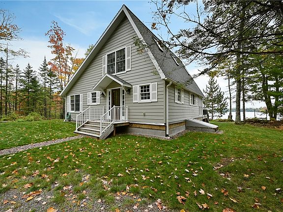 2nd image of 47650 N Diamond Lake Drive
