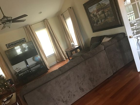 4th image of 253 Red Barn Way