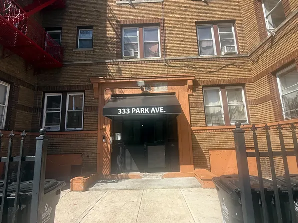333 Park Ave #2, Newark, NJ 07107